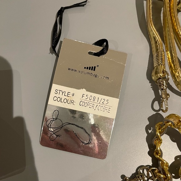 Volum Reversible GoldBronze Sequins Clutch - Picture 10 of 13